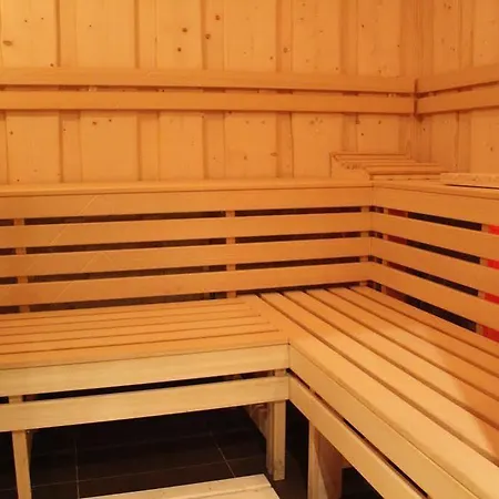 Vendégház Precedens