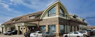 Precedens 2* Tőketerebes