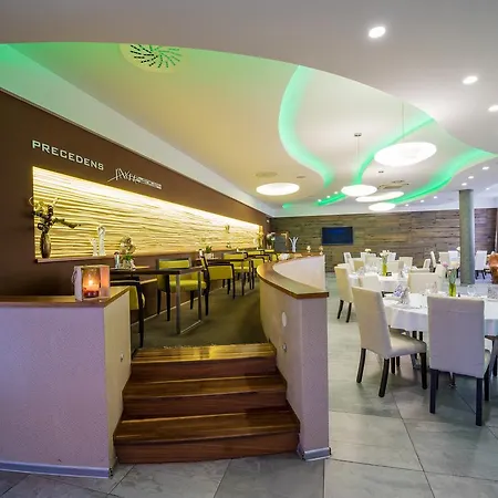 Precedens Gasthuis 2*