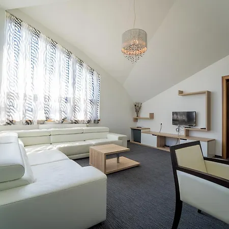 Precedens Vendégház